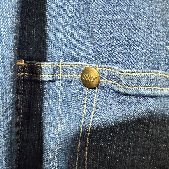 DKNY Jeans Denim Short Sleeve Cotton Snap Placket Top Size 4 - Picture 5 of 10